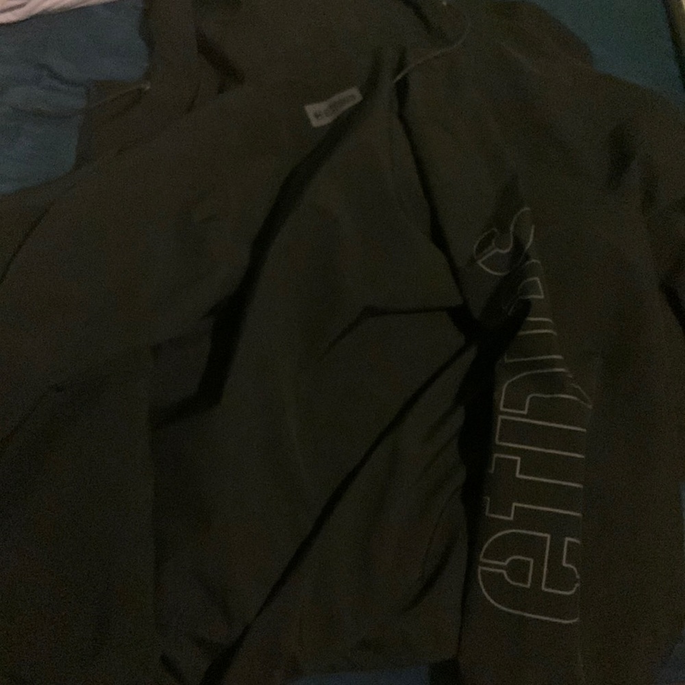 Etnies windbreaker